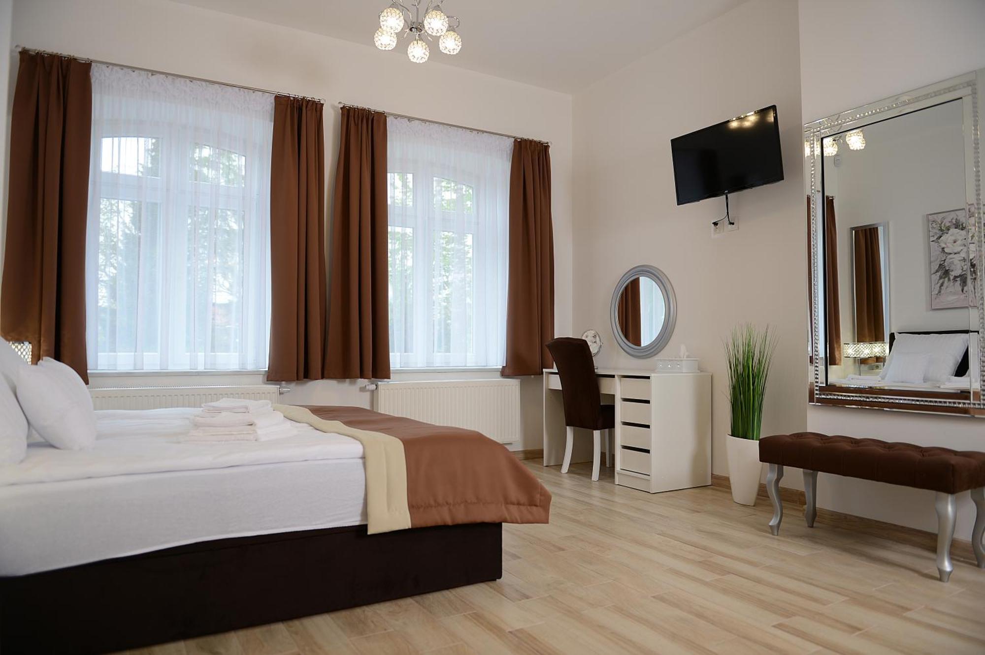 Rezydencja Mysliwska - Apartamenty Кошалин Экстерьер фото
